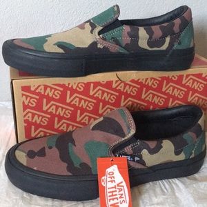 vans slipon pro camo black7